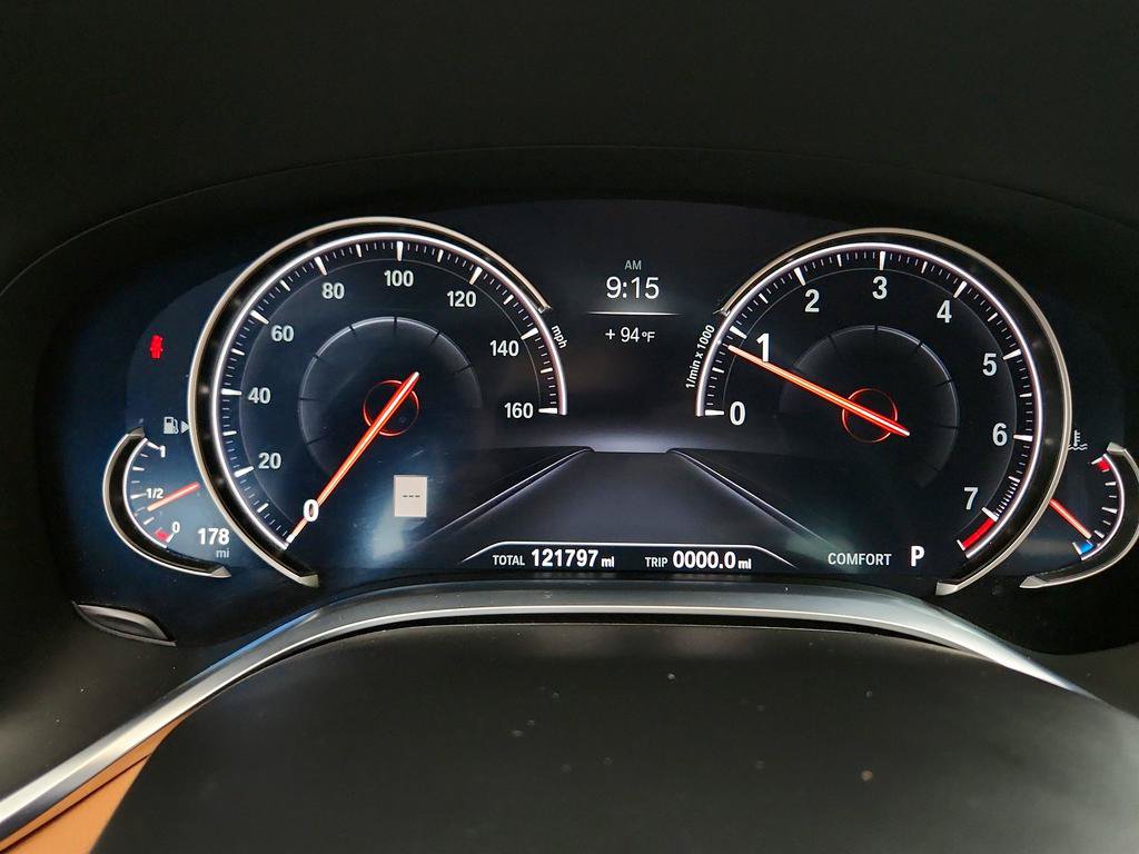 Used 2018 BMW 750i RWD image 17