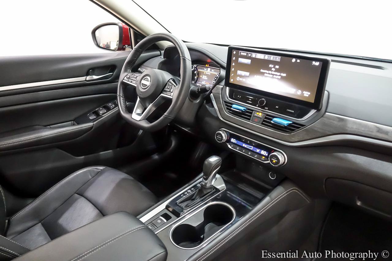 Used 2024 Nissan Altima 2.5 SL AWD/4WD image 35