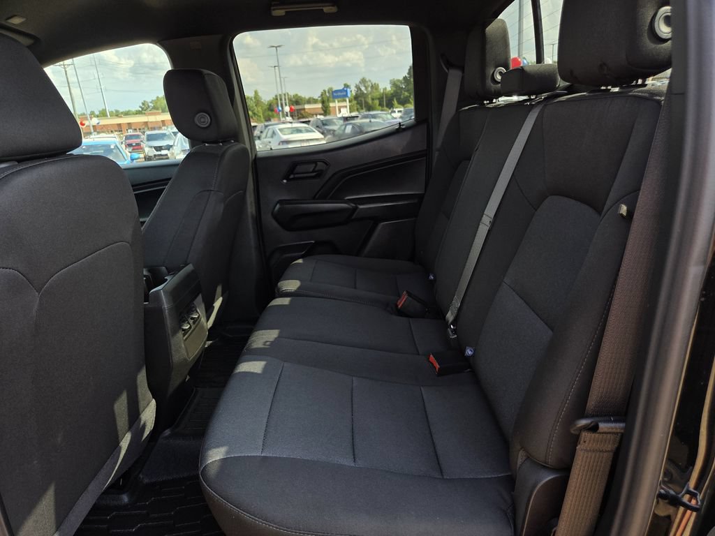 Used 2025 Chevrolet Colorado Trail Boss AWD/4WD image 19