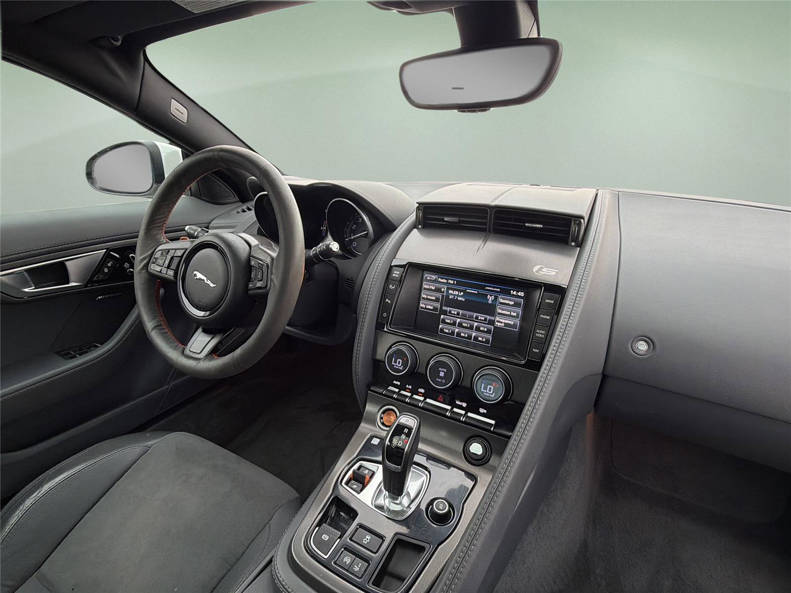 Used 2015 Jaguar F-TYPE S RWD image 15