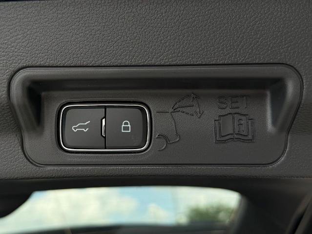 New 2026 Ford Explorer ST-Line w/ Premium Package RWD image 28