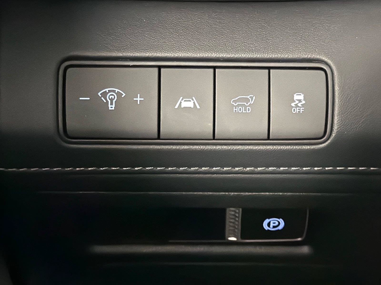 Used 2022 Hyundai Santa Fe Calligraphy FWD image 30