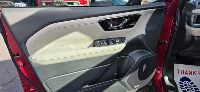 Used 2025 Subaru Forester Limited image 9