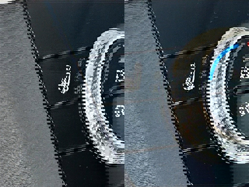 New 2025 Mitsubishi Outlander 4WD Plug-In Hybrid image 24