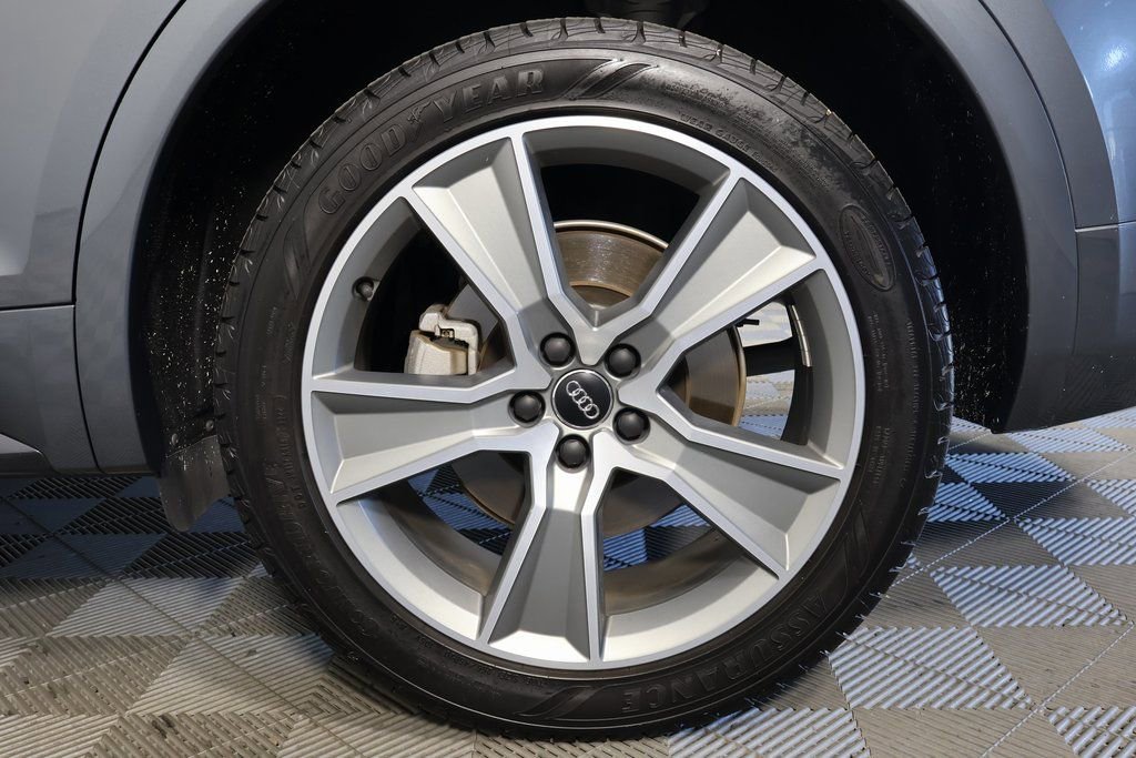 Used 2019 Audi Q5 2.0T Premium Plus w/ Premium Plus Package image 14
