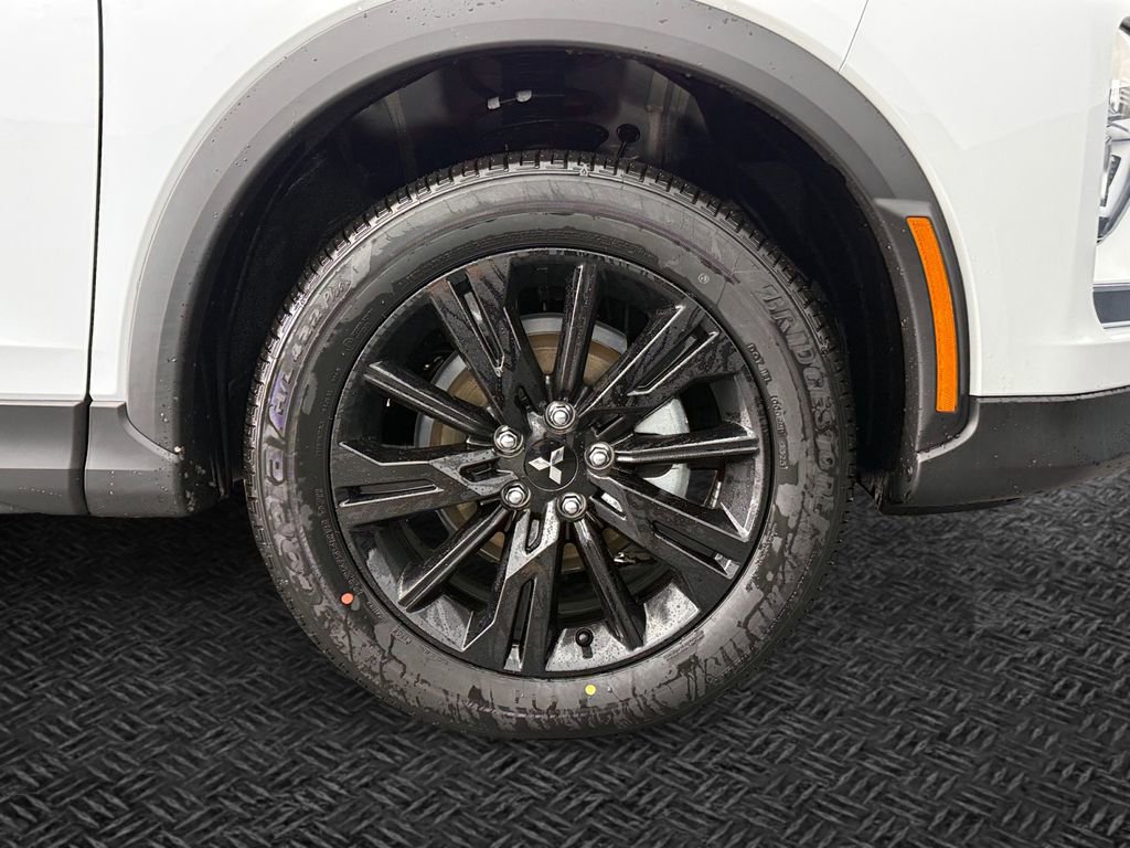 New 2026 Mitsubishi Eclipse Cross LE image 11