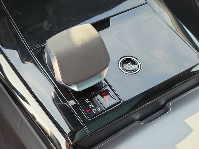 Used 2025 Land Rover Range Rover Sport SE AWD/4WD image 25