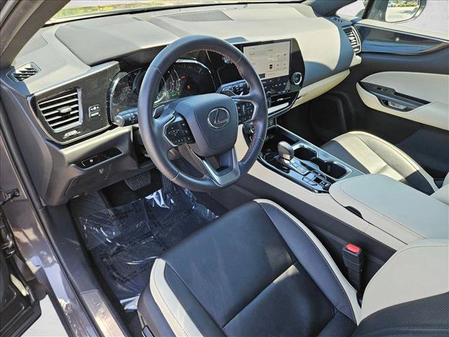 Used 2024 Lexus NX 350h AWD image 10