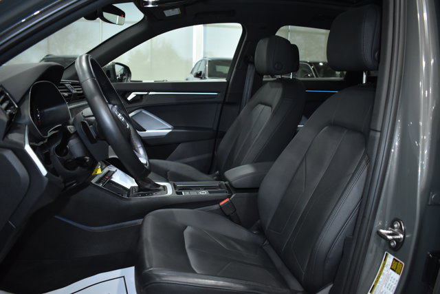 Used 2022 Audi Q3 2.0T Premium Plus w/ Premium Plus Package image 24