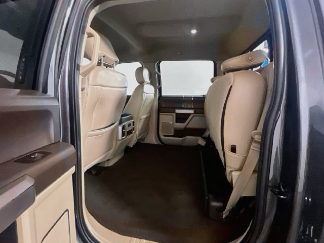 Used 2019 Ford F150 4x4 SuperCrew image 17