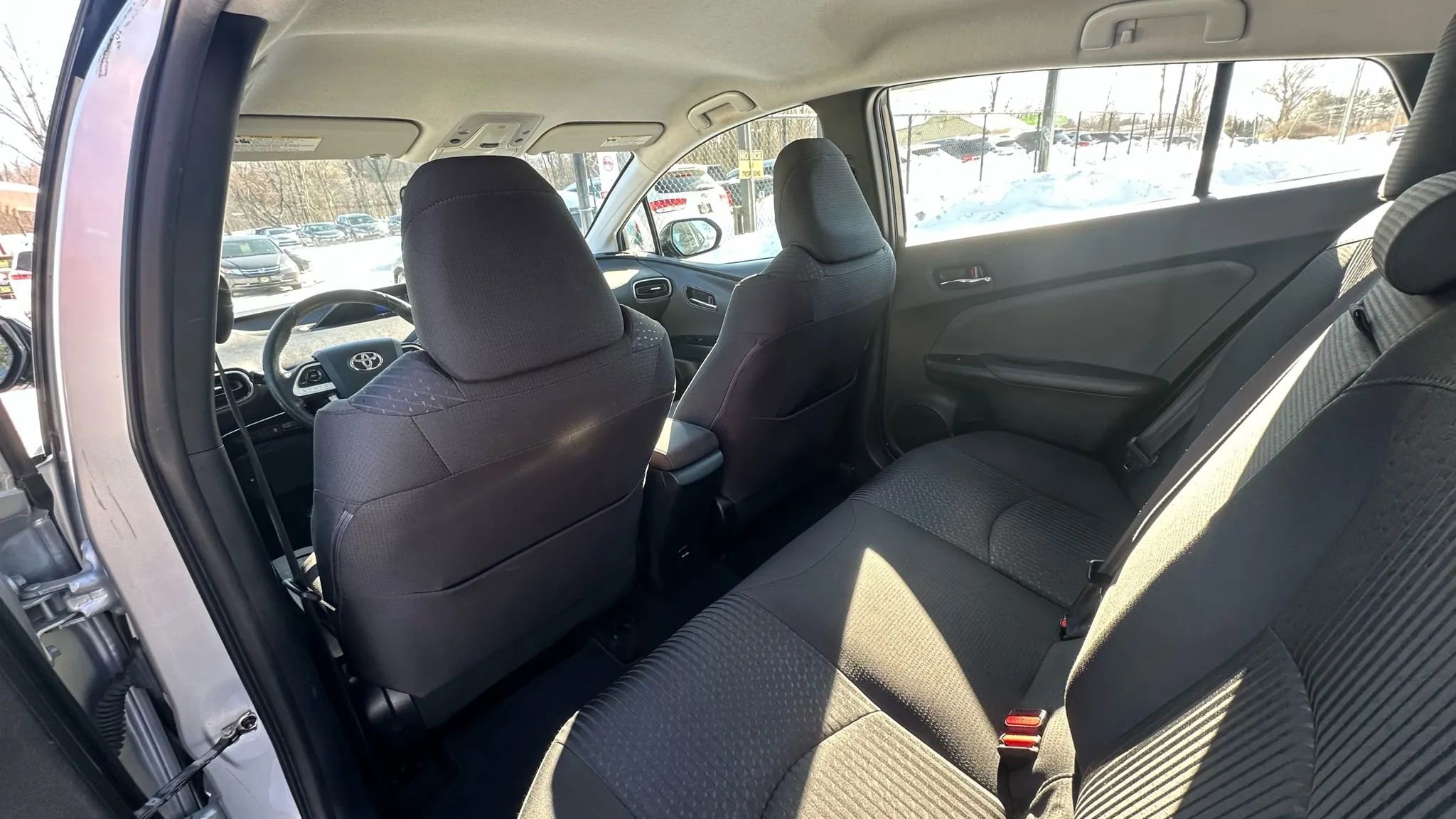 Used 2016 Toyota Prius Two image 22