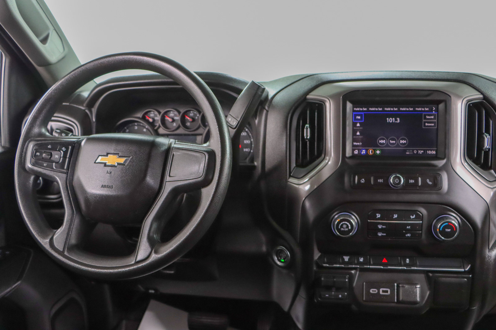Used 2025 Chevrolet Silverado 3500 W/T w/ WT Convenience Package AWD/4WD image 17