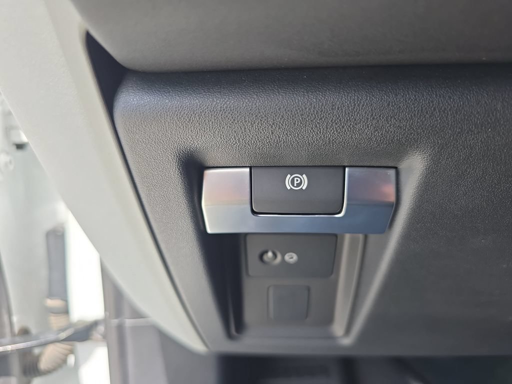 Certified 2024 Land Rover Defender 110 S AWD/4WD image 27