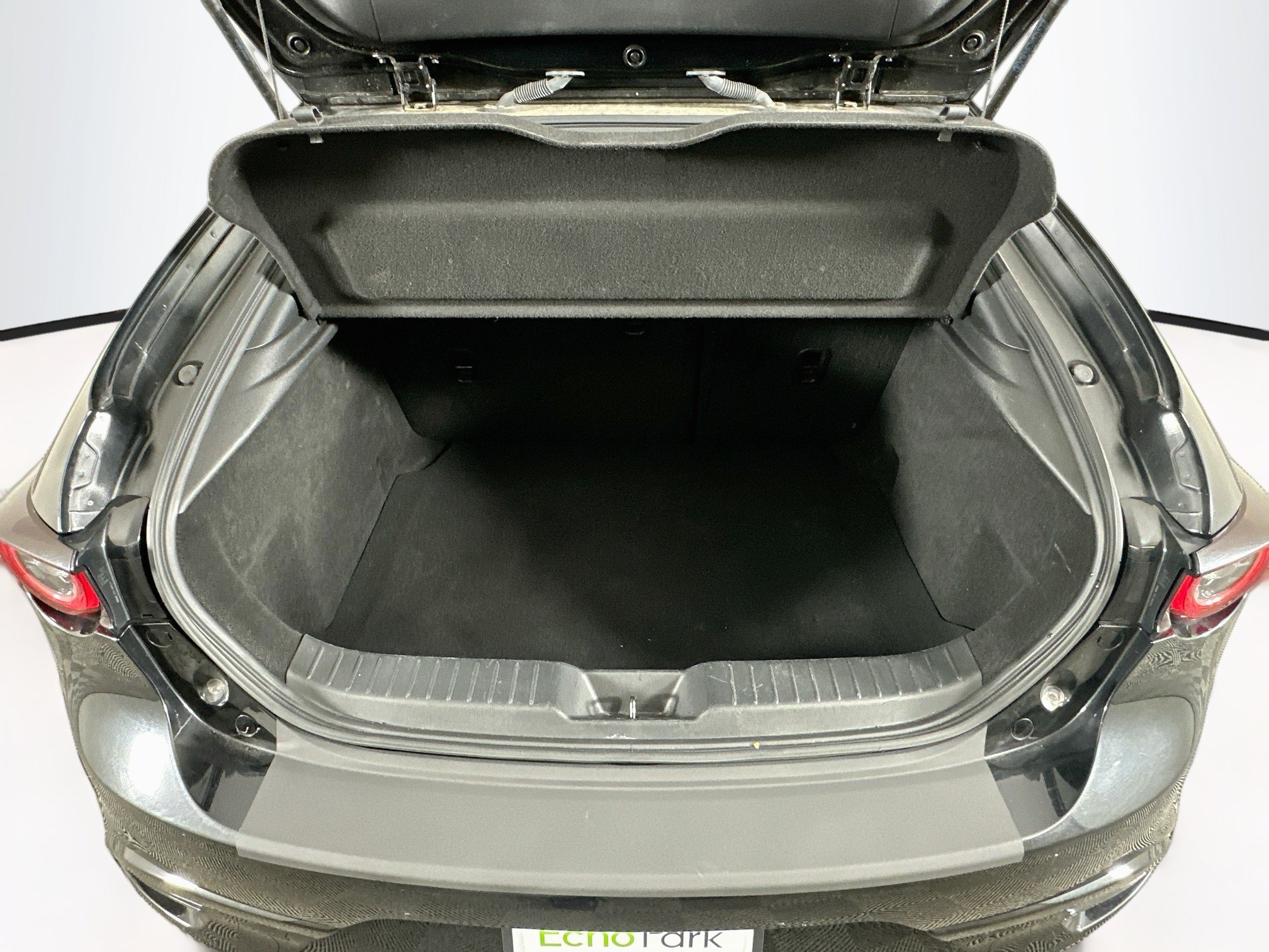 Used 2024 MAZDA MAZDA3 s FWD image 29