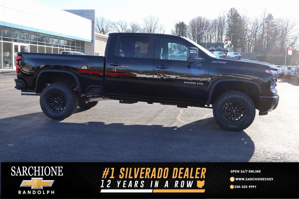 New 2026 Chevrolet Silverado 2500 ZR2 image 1