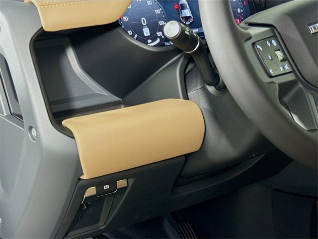 New 2026 Land Rover Defender 110 S image 10