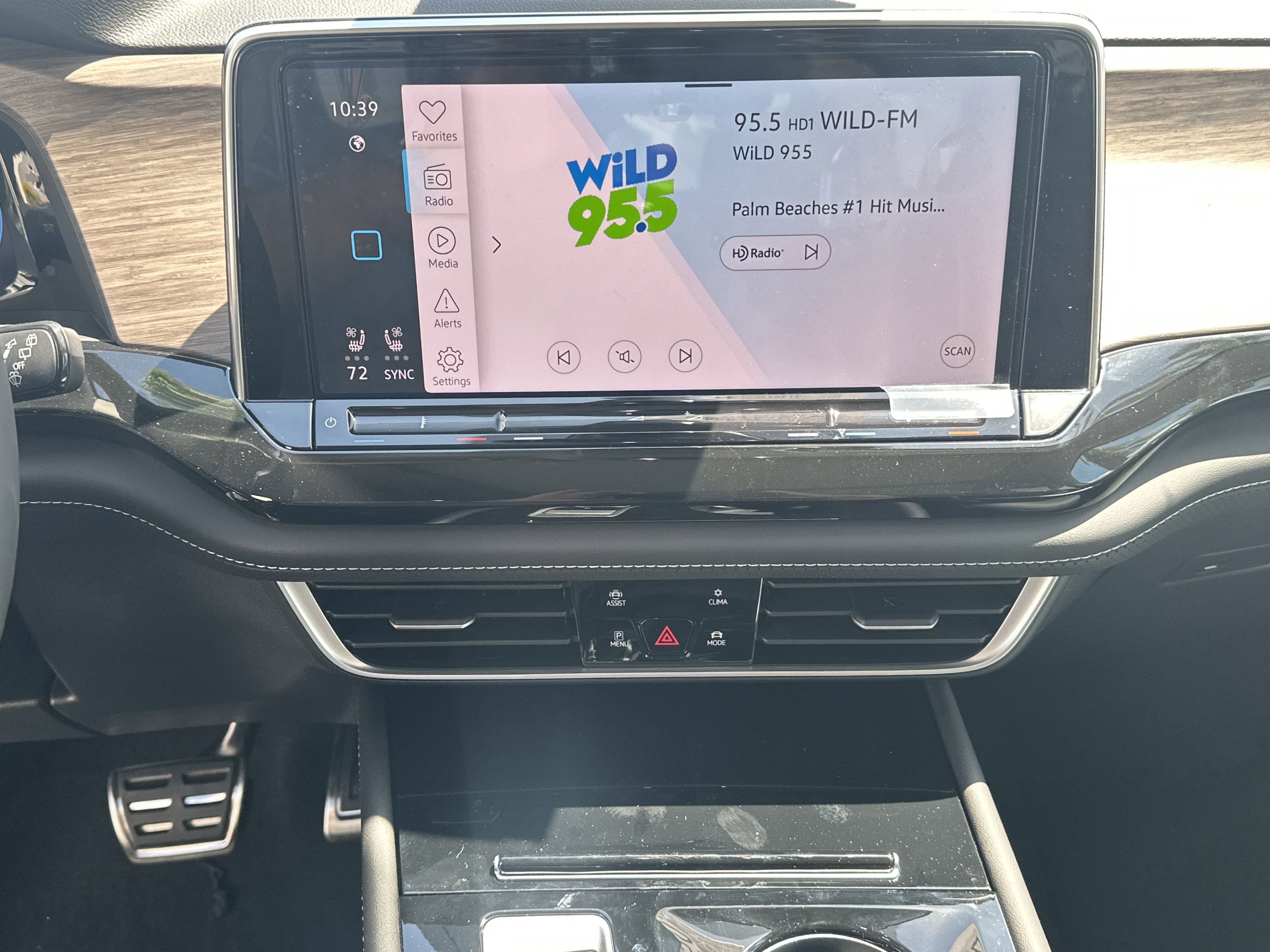 New 2026 Volkswagen Atlas SEL Premium R-Line image 16