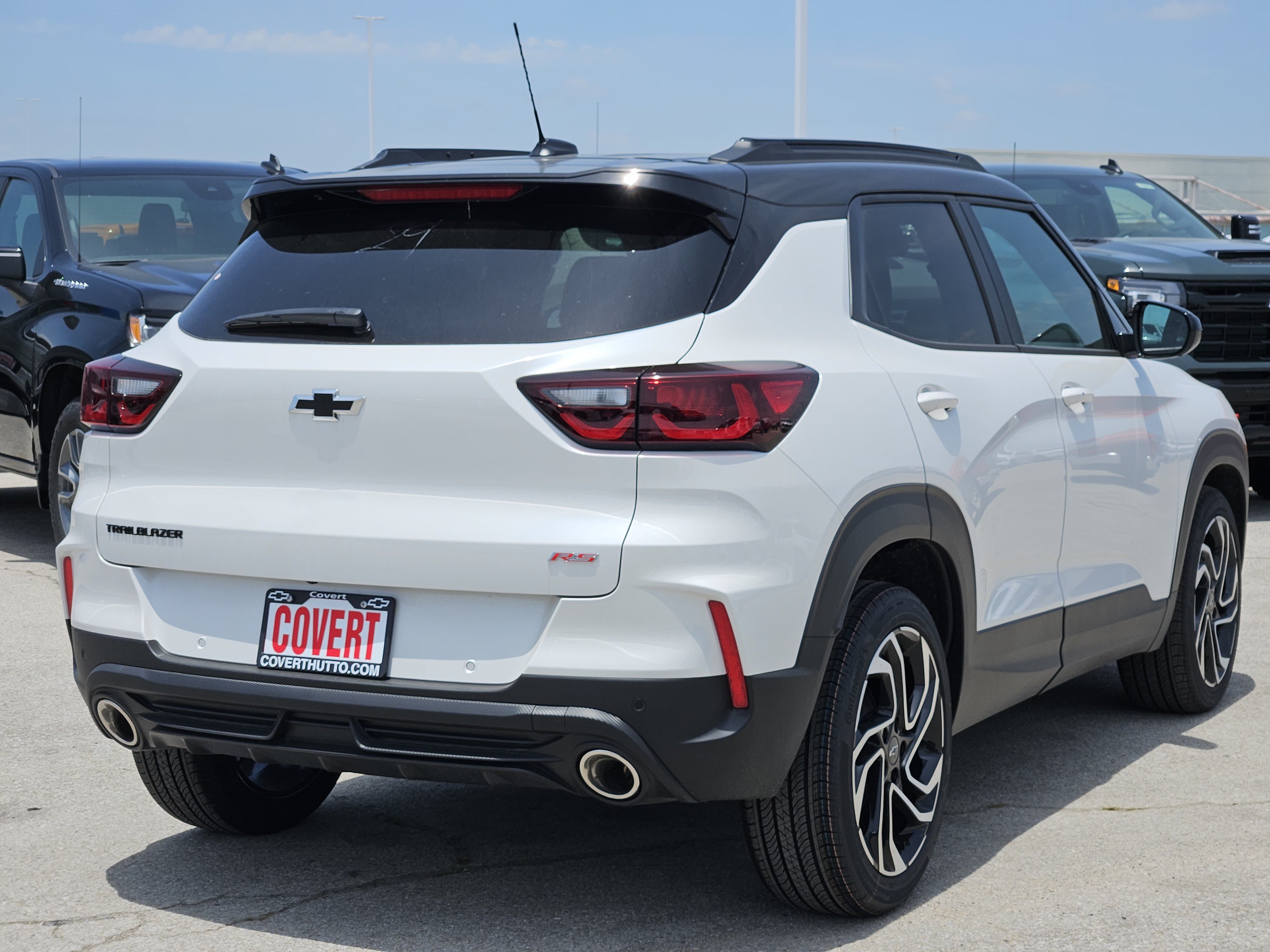 New 2026 Chevrolet TrailBlazer RS w/ Convenience Package FWD image 3