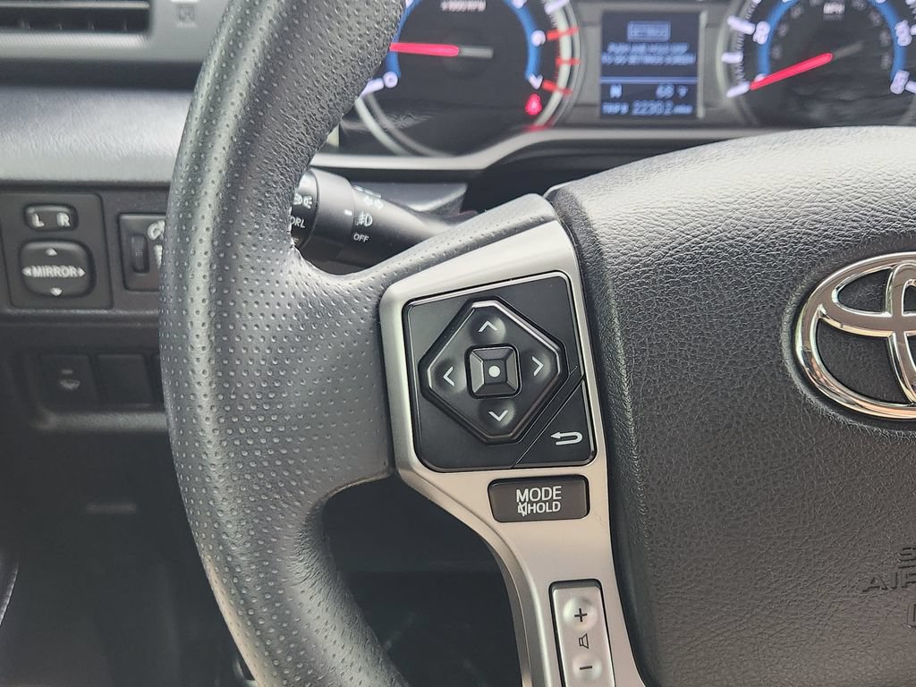 Used 2018 Toyota 4Runner SR5 Premium AWD/4WD image 17
