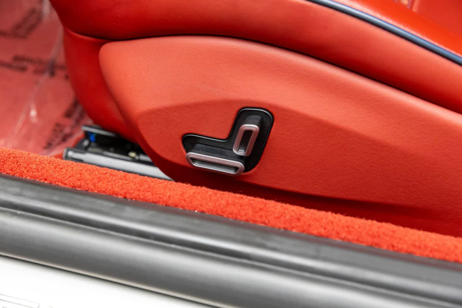Used 2021 Ferrari Roma RWD image 31
