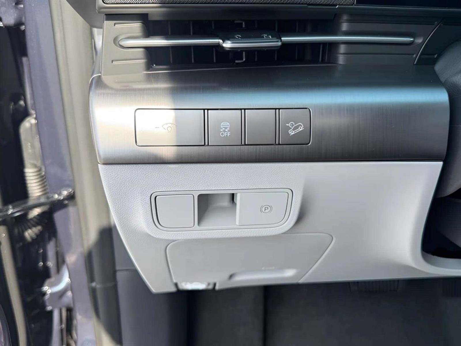 New 2026 Hyundai Kona SEL Premium image 15