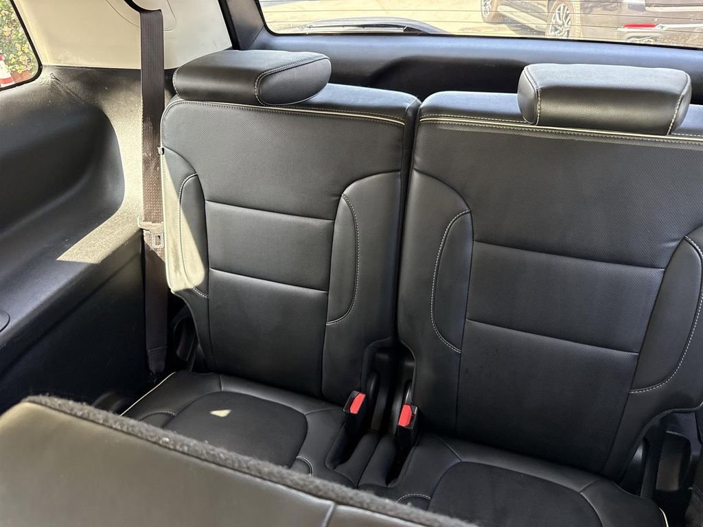 Used 2023 GMC Acadia Denali image 33