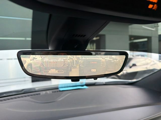 Used 2023 Buick Enclave Premium w/ Experience Buick Package FWD image 12