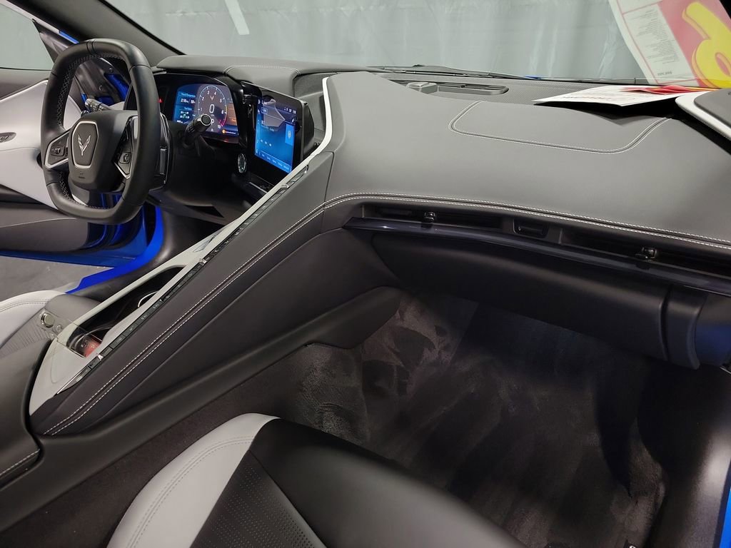 Used 2024 Chevrolet Corvette Stingray Preferred Cpe w/ Stealth Interior Trim Package image 25