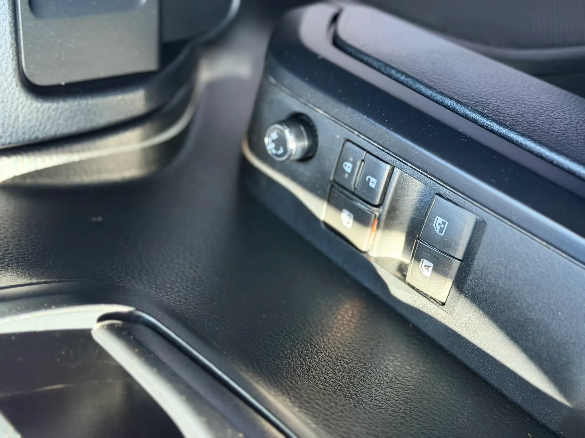 Used 2016 Toyota Tacoma SR RWD image 23
