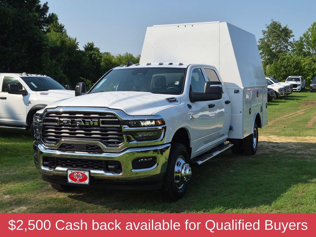 New 2026 RAM 3500 Tradesman w/ Chrome Appearance Group A AWD/4WD image 4