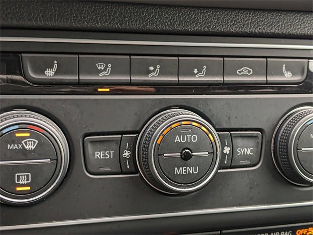 Used 2019 Volkswagen Atlas SE w/ Towing Package image 24