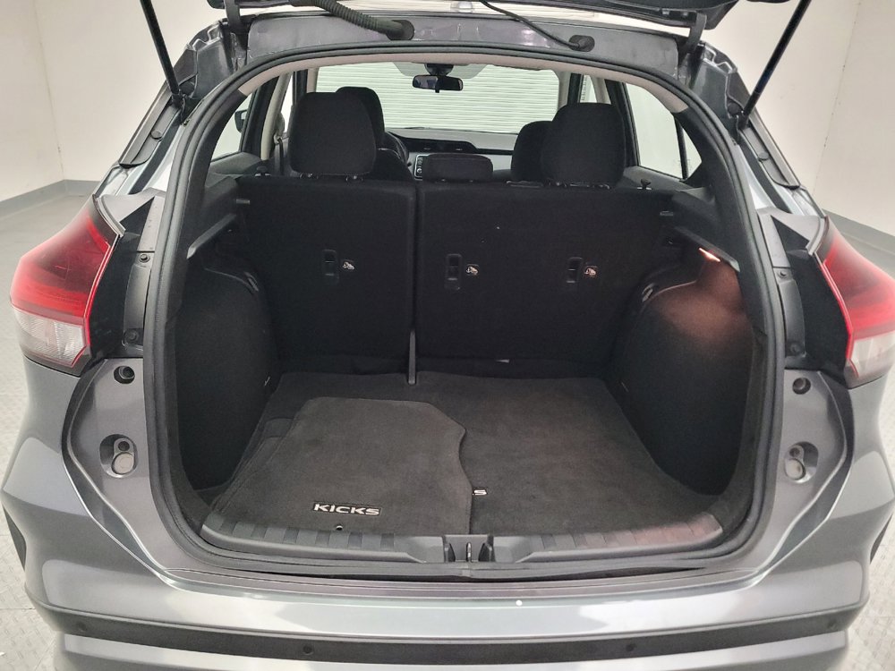 Used 2022 Nissan Kicks S FWD image 29