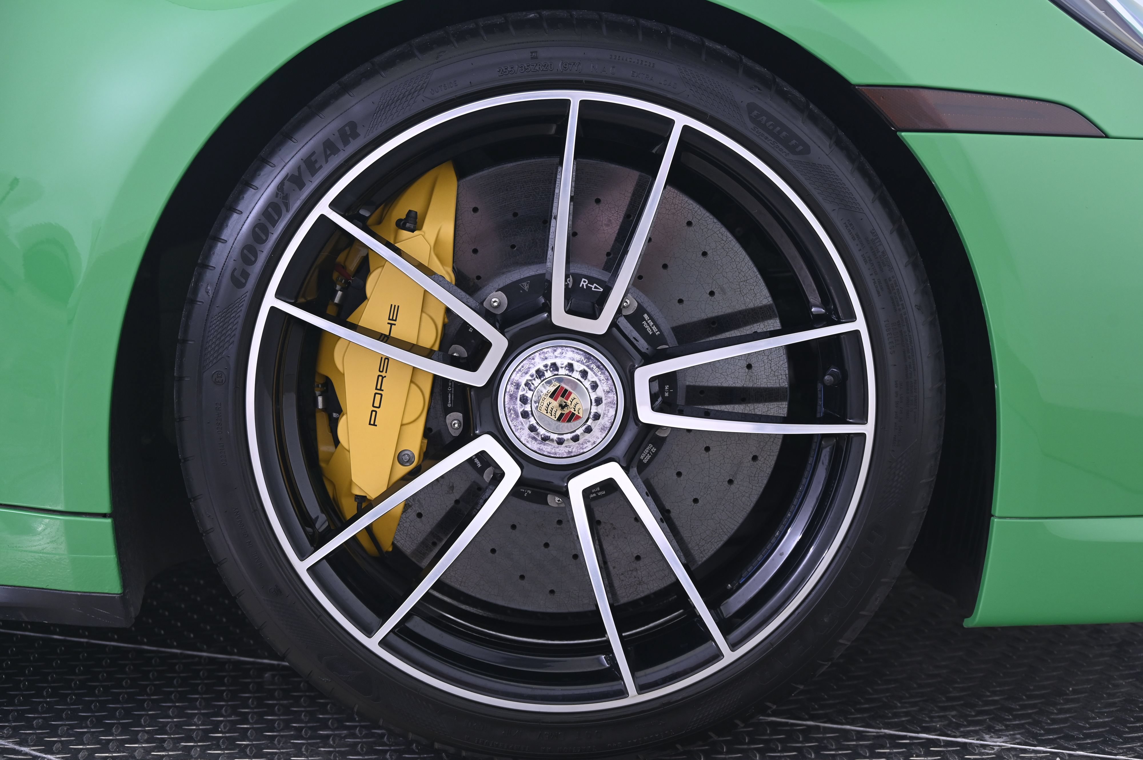 Certified 2021 Porsche 911 Turbo S AWD/4WD image 17