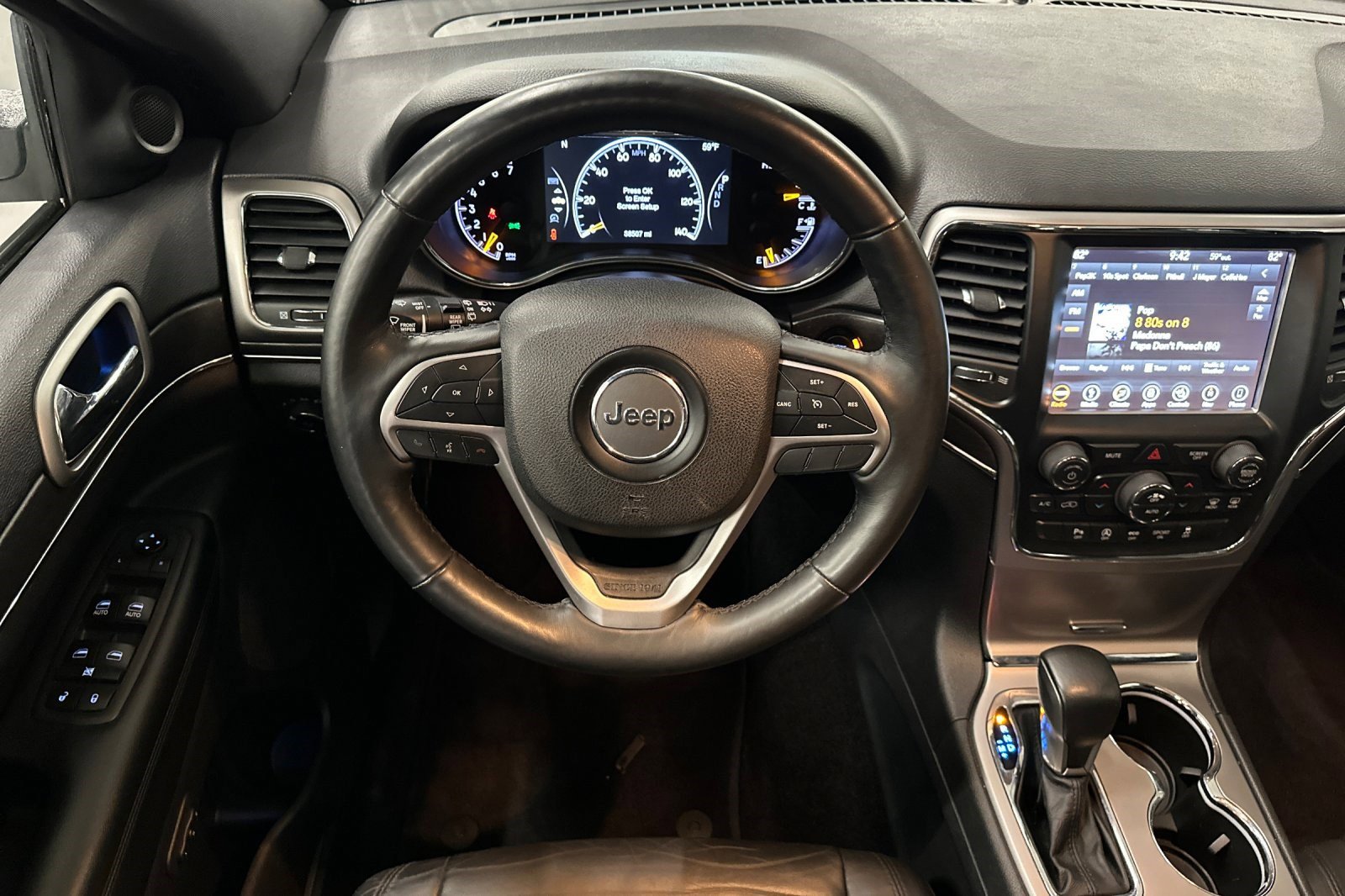Used 2018 Jeep Grand Cherokee Limited image 27