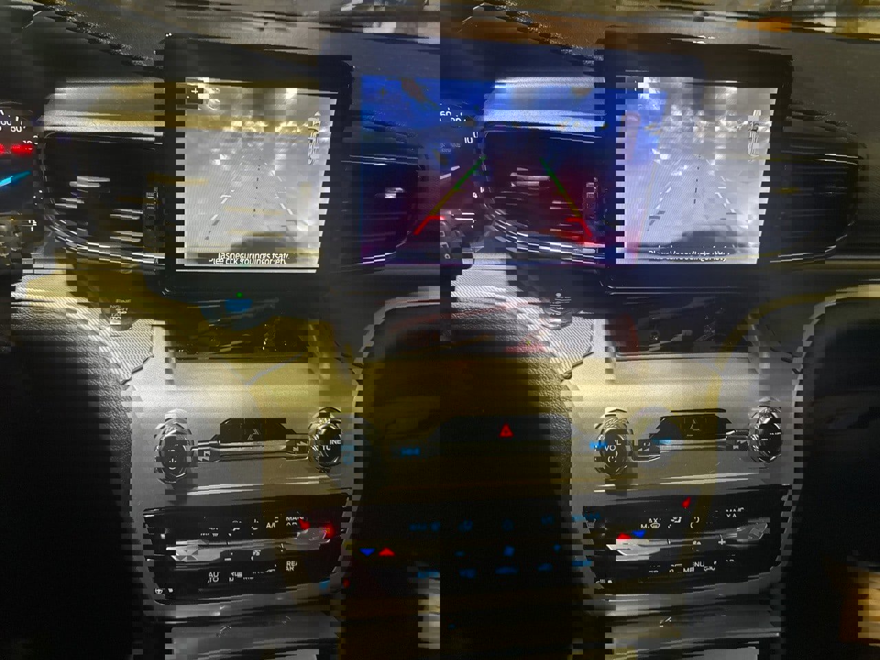 Used 2021 Ford Explorer XLT w/ Equipment Group 202A image 12