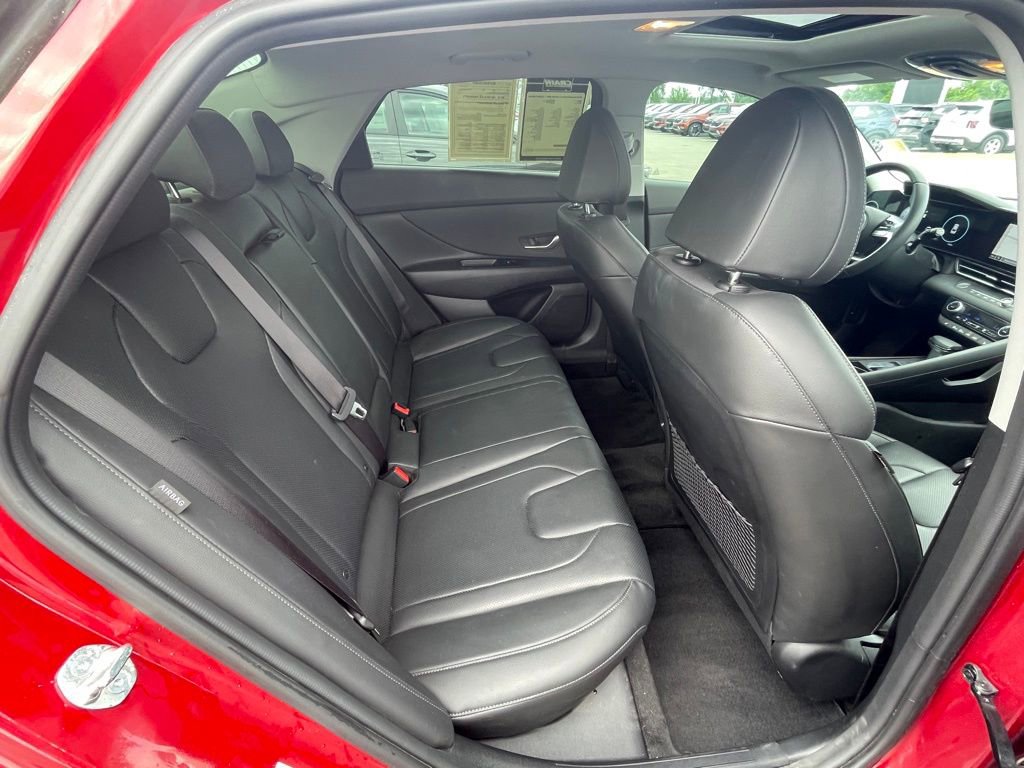 Used 2024 Hyundai Elantra Limited FWD image 26