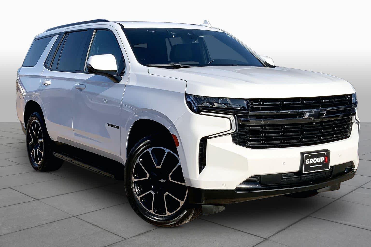 Used 2022 Chevrolet Tahoe RST w/ Luxury Package AWD/4WD image 3