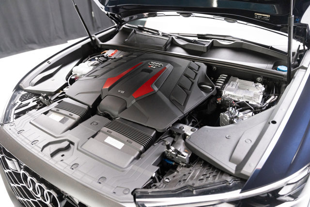 Used 2025 Audi RS Q8 performance image 40