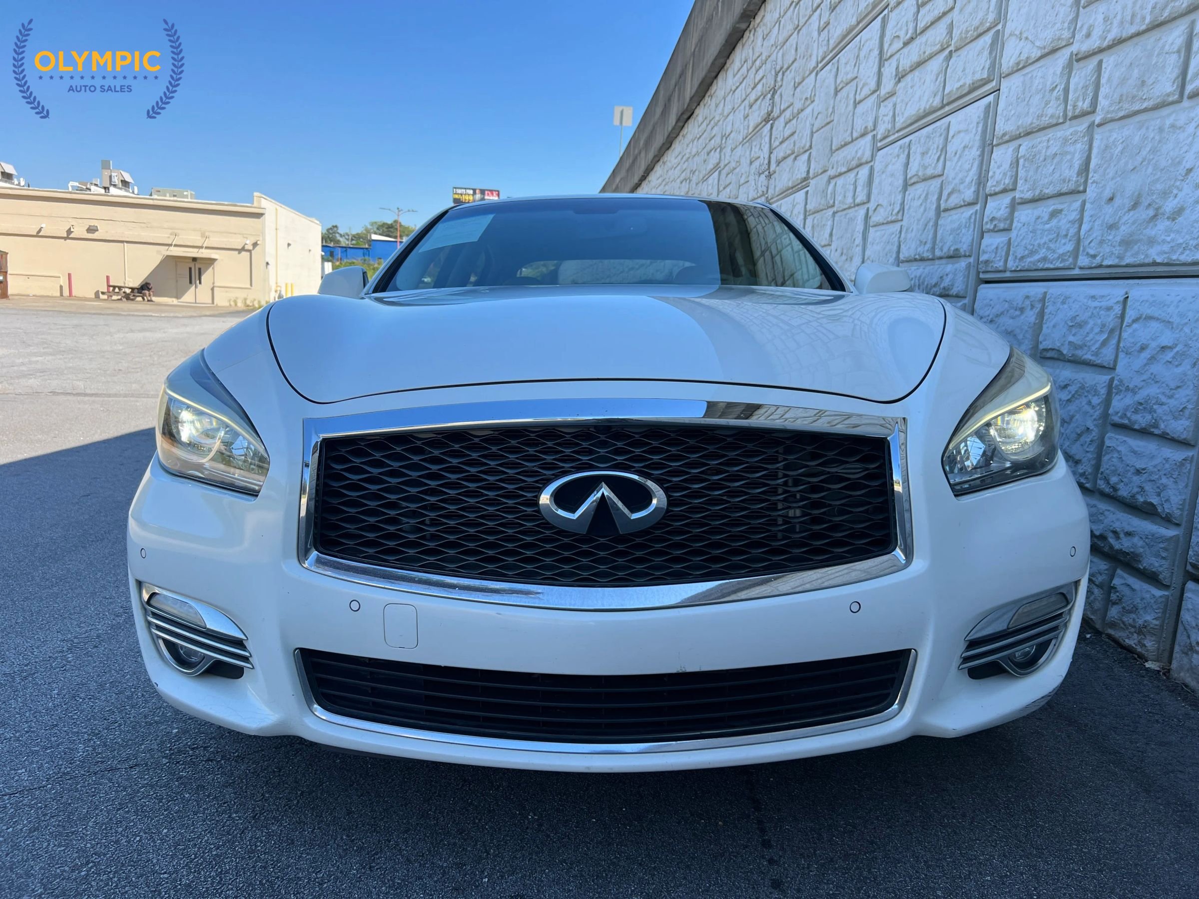 Used 2015 INFINITI Q70 3.7 RWD image 13