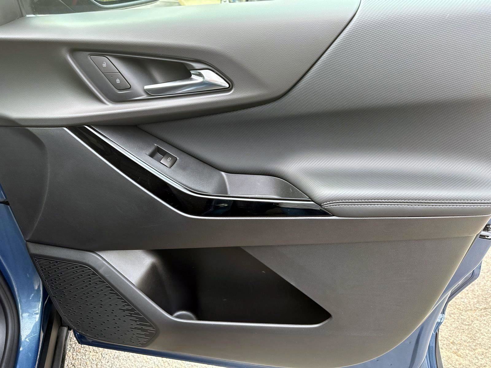 New 2026 Chevrolet Equinox LT image 9