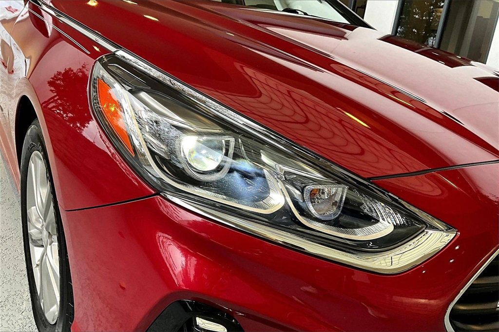Used 2018 Hyundai Sonata Limited image 27