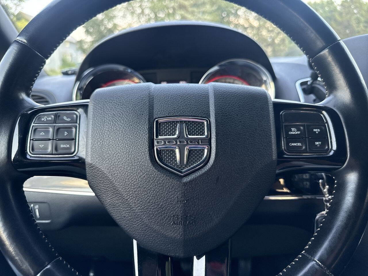 Used 2019 Dodge Grand Caravan SXT w/ Blacktop Package image 15