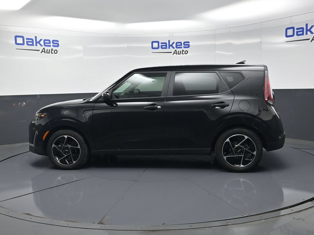 Certified 2023 Kia Soul EX FWD image 4