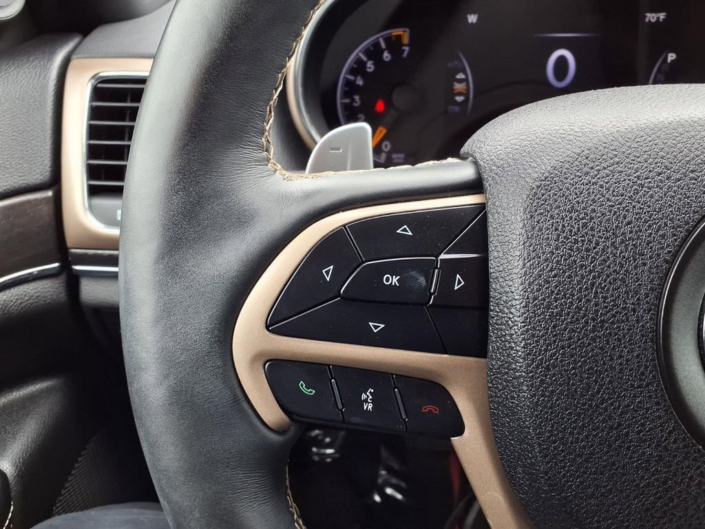 Used 2017 Jeep Grand Cherokee Limited image 13