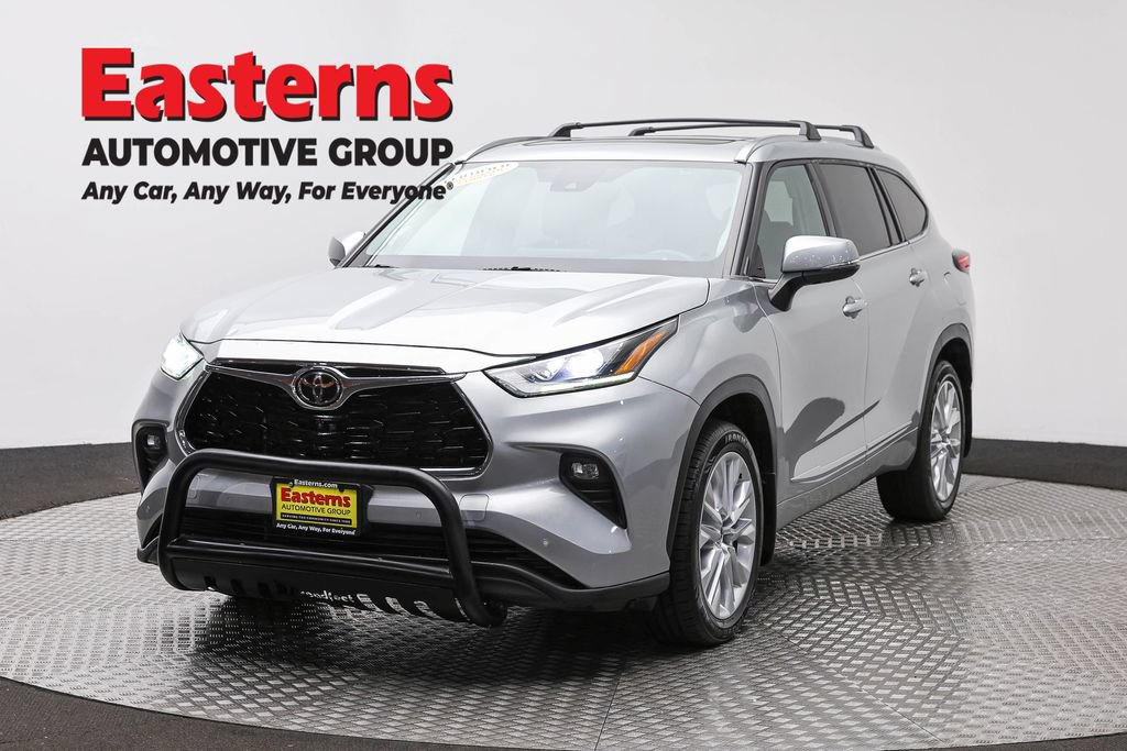 Used 2021 Toyota Highlander Limited
