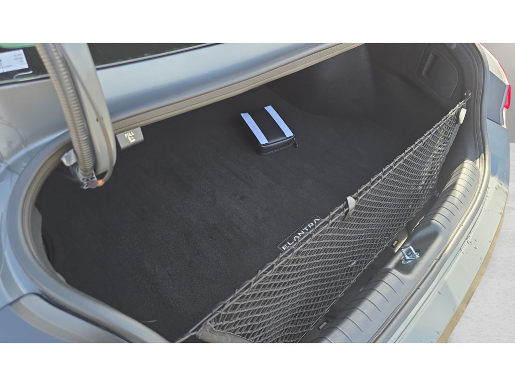 Certified 2026 Hyundai Elantra Sport FWD image 9