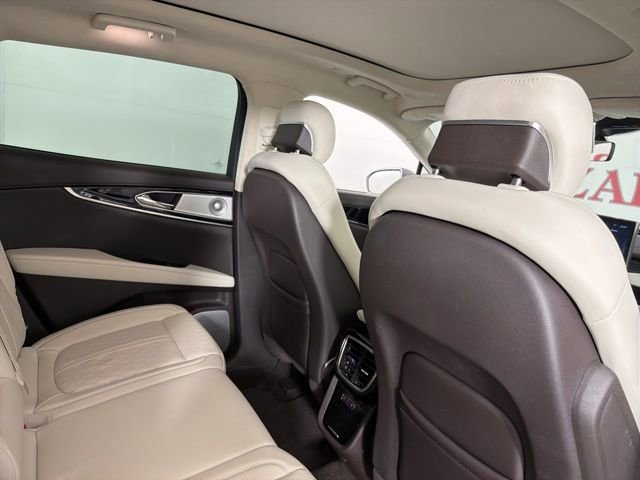 Used 2023 Lincoln Nautilus Black Label AWD/4WD image 19