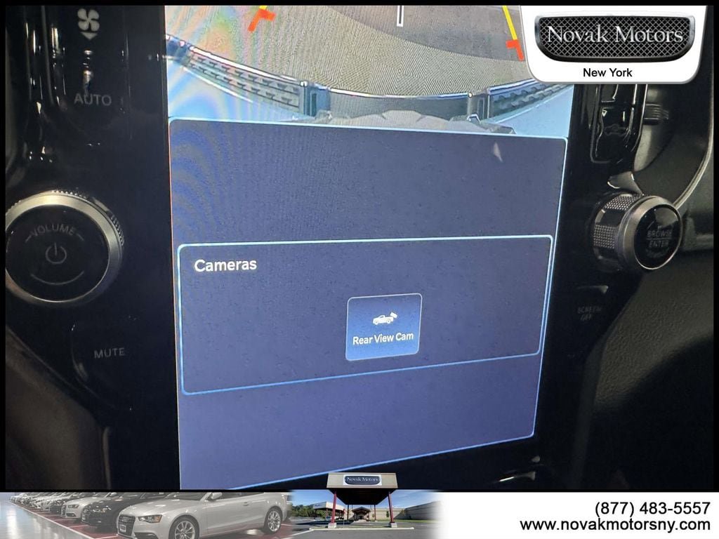 Used 2023 RAM 1500 Laramie AWD/4WD image 22