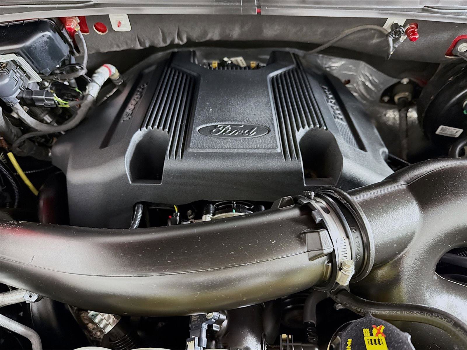 Used 2020 Ford Expedition XLT w/ Equipment Group 202A AWD/4WD image 32