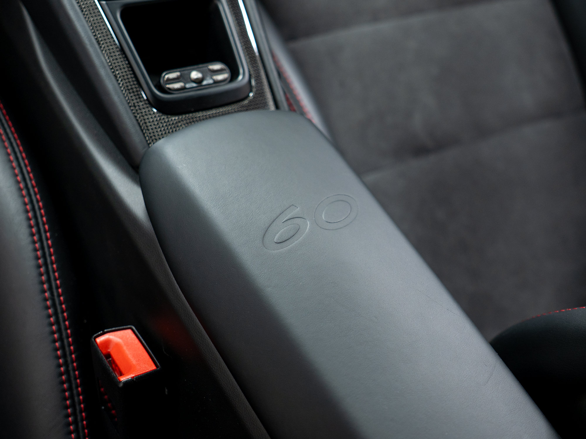 Certified 2016 Porsche 911 Carrera GTS RWD image 33